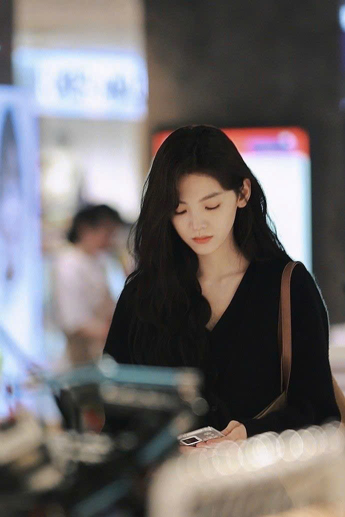 Mẹ Tôi Nói Tôi Mang Mệnh Khắc Chồng