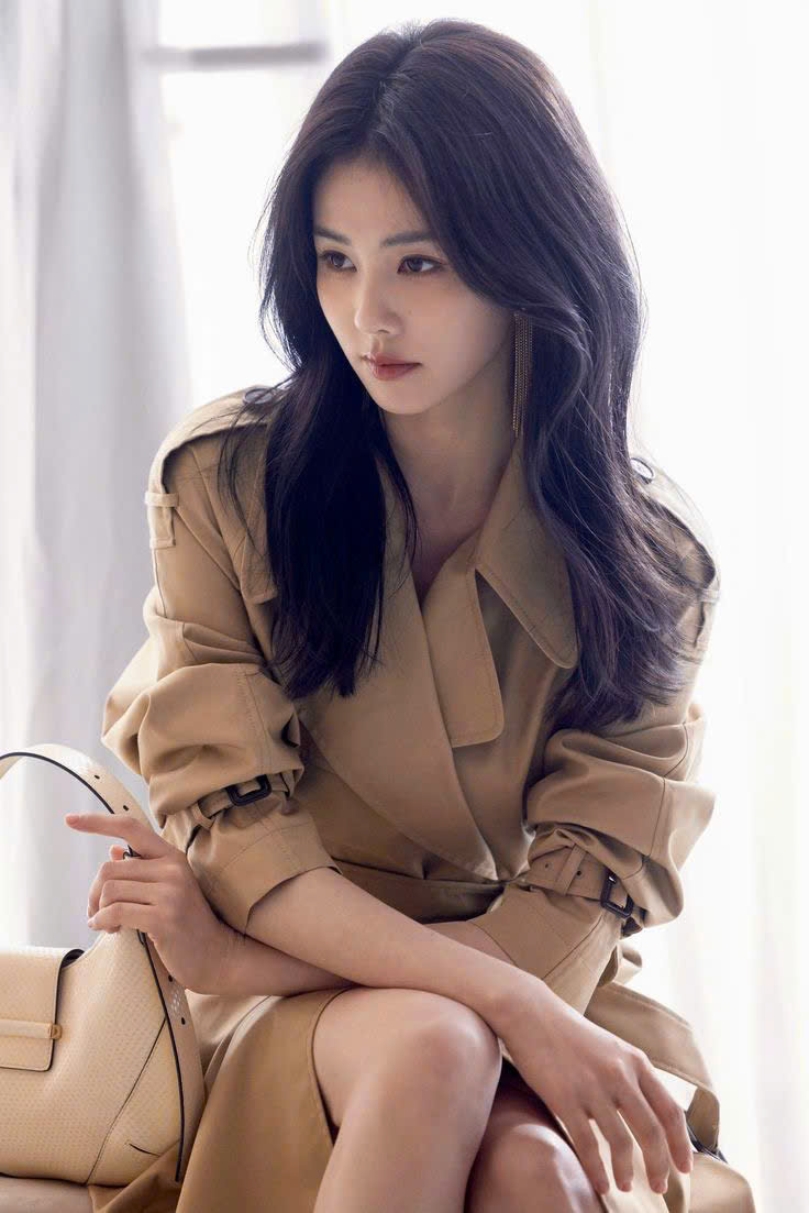 Lục Vân Hy, Em Từng Chờ Anh Nhìn Về Phía Em